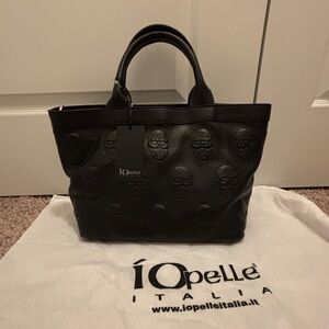 NWT IOPelle Italia Black Skull Embossed Convertible Crossbody/Tote Bag